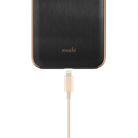 MOSHI 20% Longer Than A Typical Lightning Cable. Aluminum Housings & 99MO023223